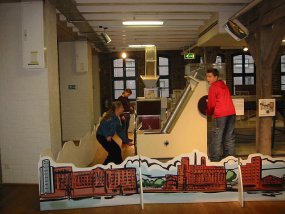 Die Klasse 5b im Museum am Fachtag 2005