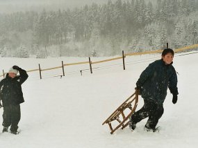 Die Klasse 5a am Fachtag 2003 im Wintersportgebiet