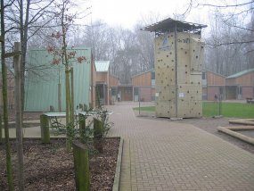 Klassenfahrt der 6a ins Jugendferiendorf Hinsbeck 2004