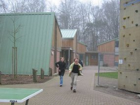 Klassenfahrt der 6a ins Jugendferiendorf Hinsbeck 2004