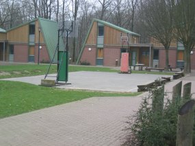 Klassenfahrt der 6a ins Jugendferiendorf Hinsbeck 2004